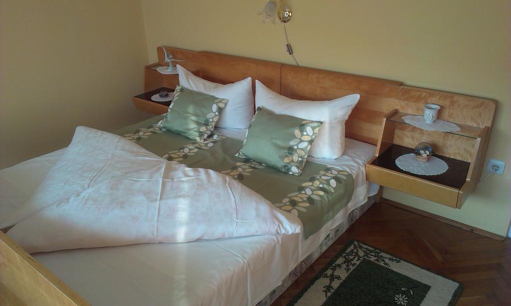 Margo Apartman Фоньод Екстер'єр фото