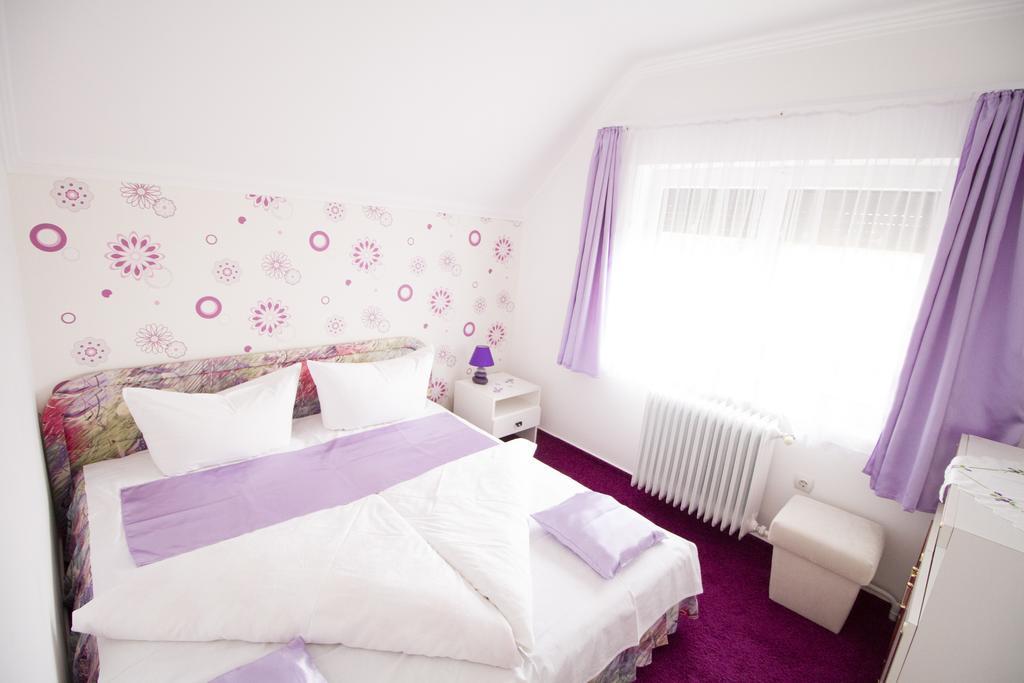 Margo Apartman Фоньод Екстер'єр фото